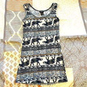 This is a extra small rue 21 tank top!!